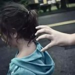 电影《失孤》原型郭刚堂父子相认，嫌疑犯被捕，人贩子怎么量刑？